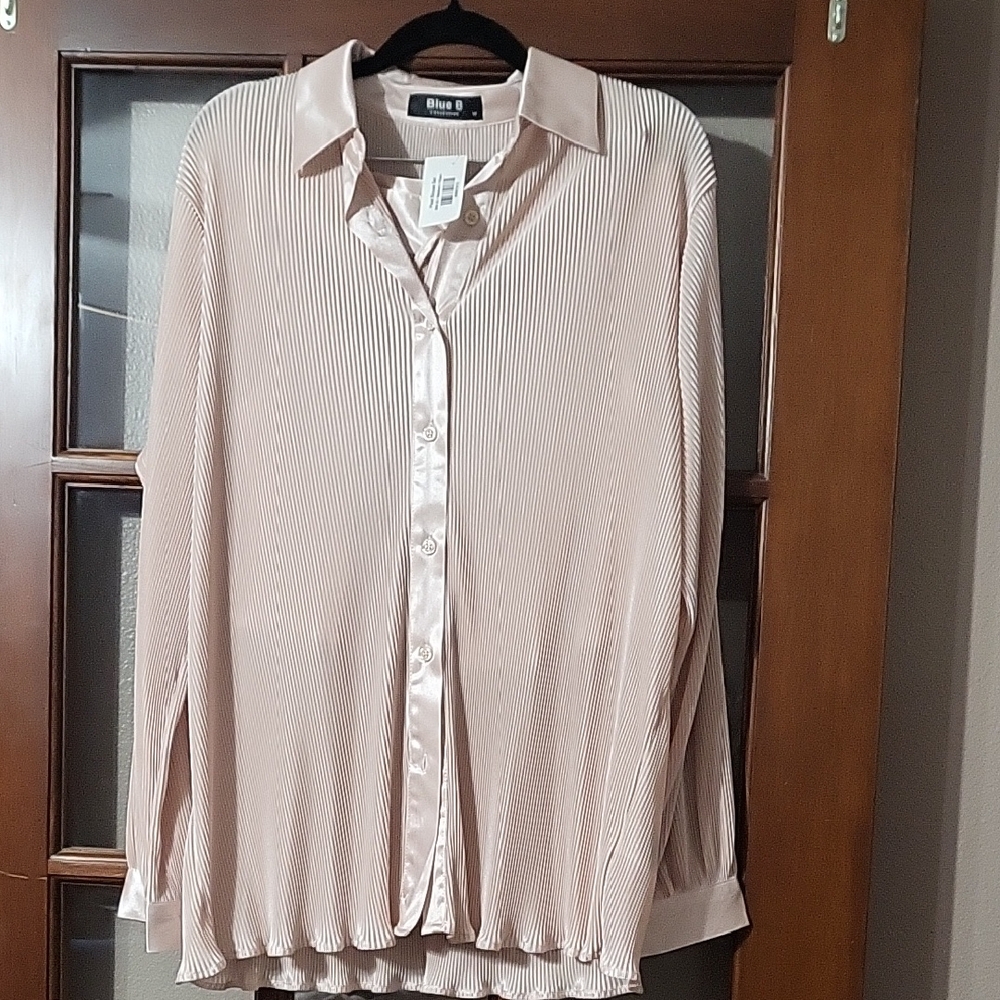 Blue B Light Cream  Satin Blouse And Short Set